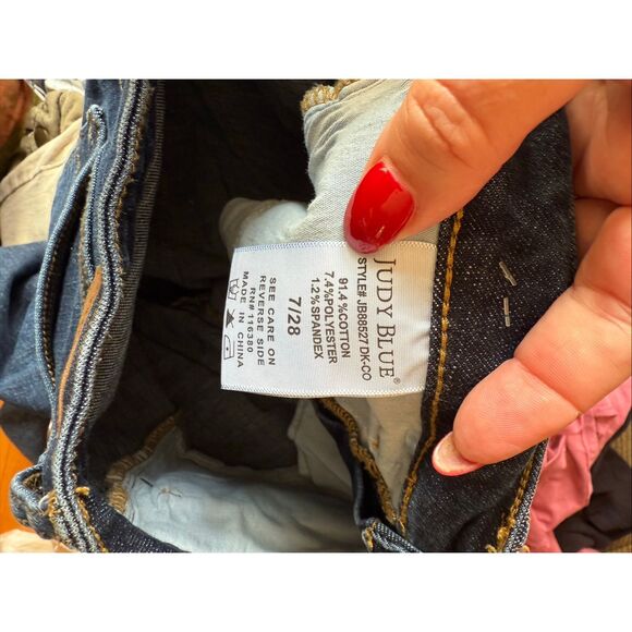 Judy Blue Dark Wash Skinny Fit Jeans w/ Frayed Hem Sz 7/28 EUC - Picture 10 of 10